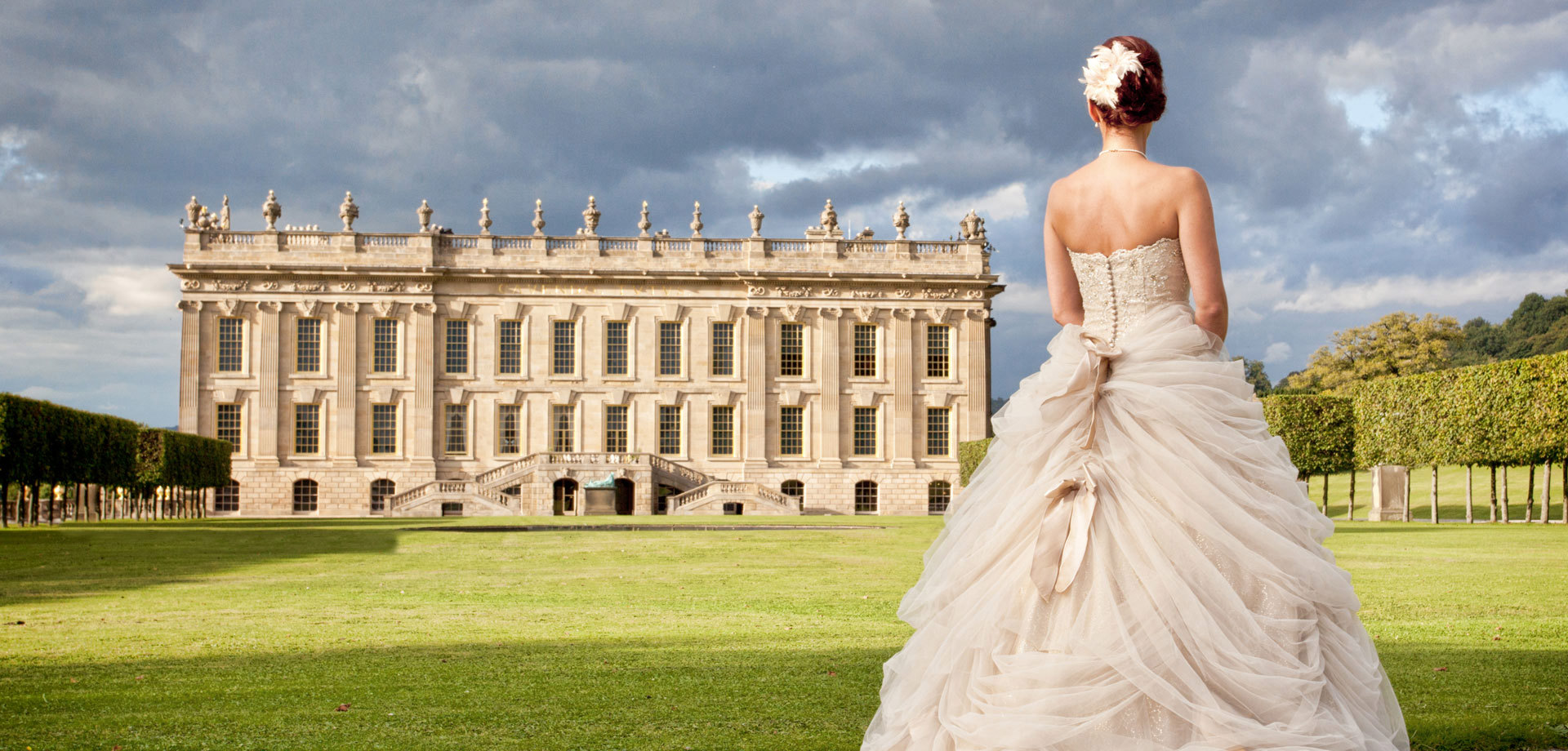 Weddings at Chatsworth in the heart of Derbyshire and the Peak District. Image: Venus Wedding Photography