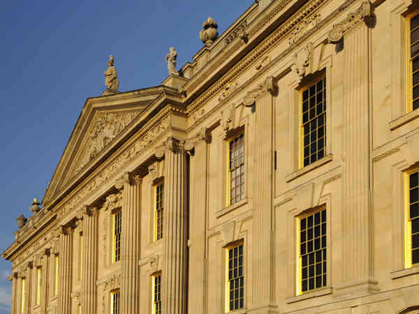 Chatsworth Renewed: The house past, present and future
