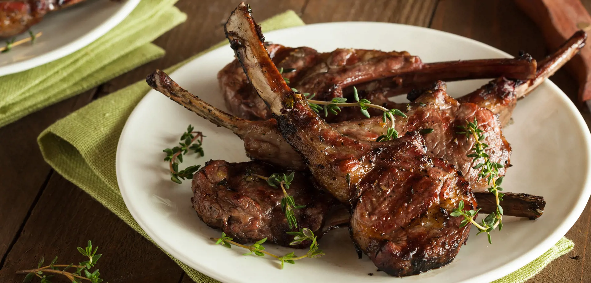 Estate lamb chops with onion and mint puree