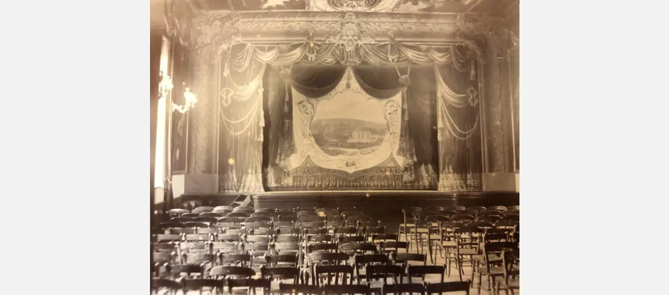 Chatsworth's Theatre c. 1907