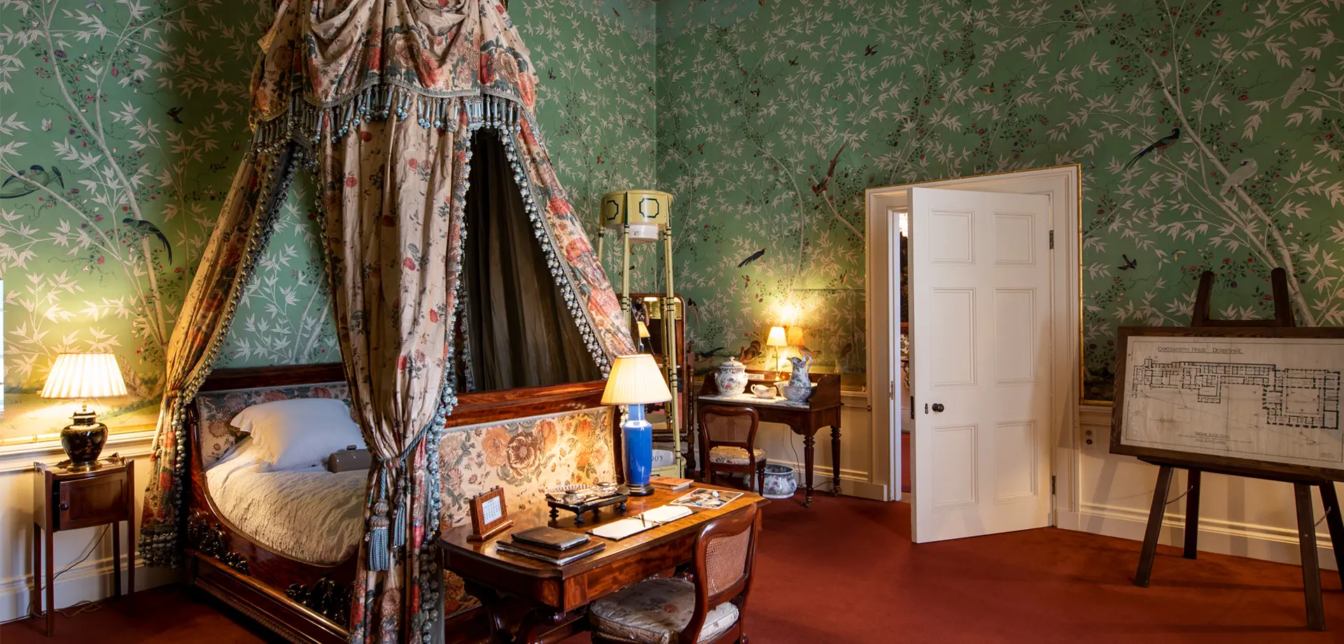 Wallpaper conservation 