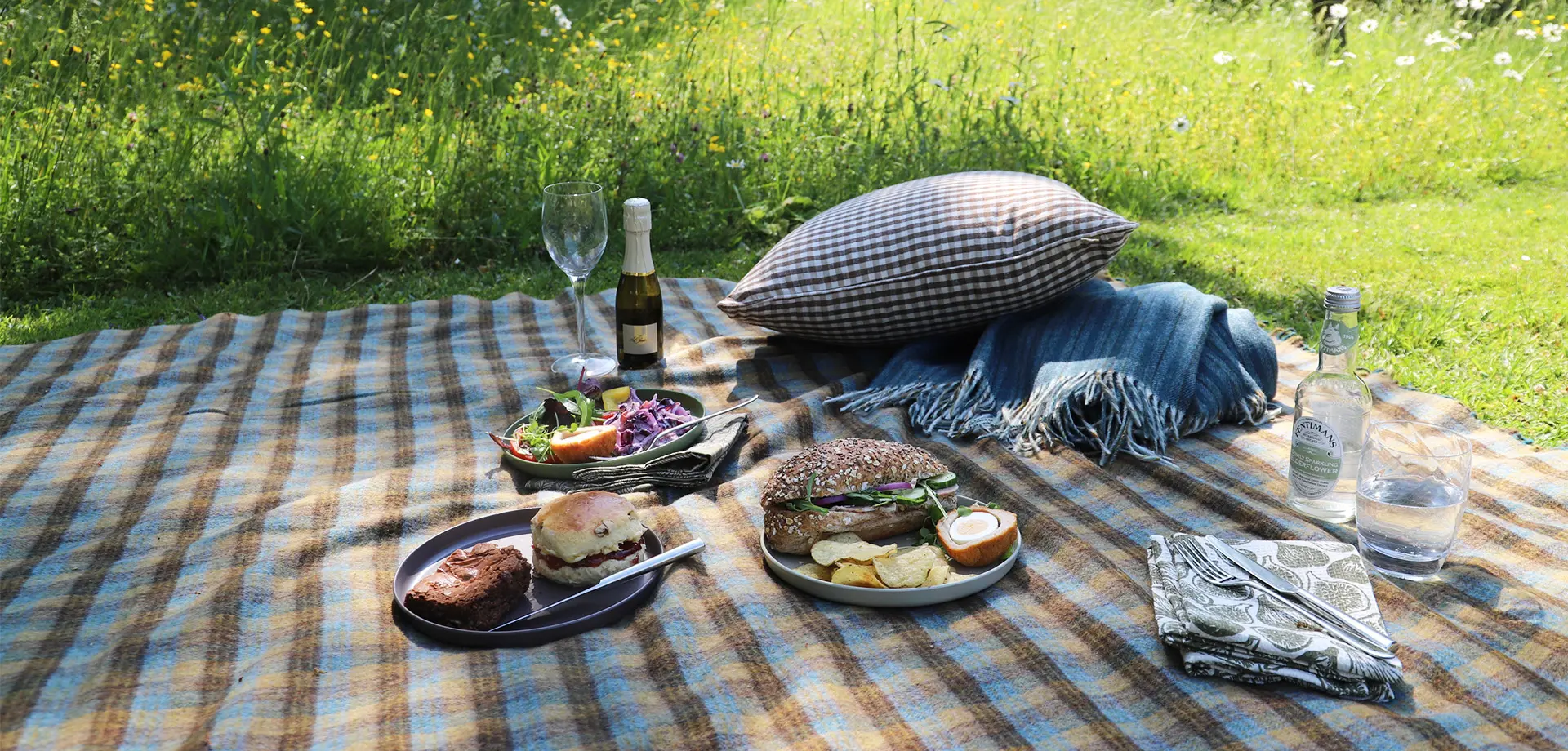 Chatsworth picnics