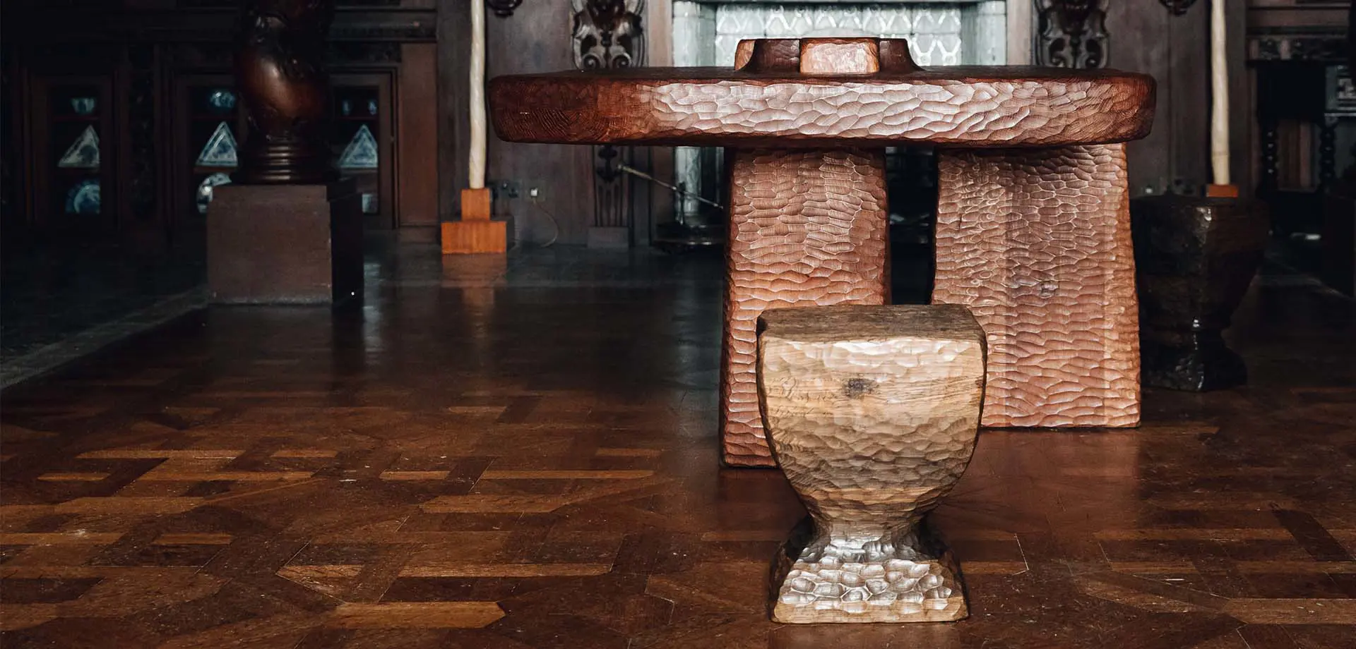 Mirror Mirror: Oak room