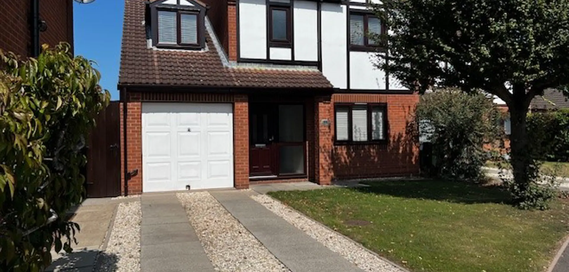 31 Chatsworth Road, Creswell, Worksop, Nottinghamshire, S80 4LH