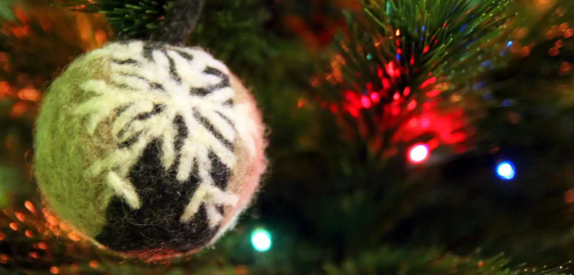 Needle Felted Baubles Workshop