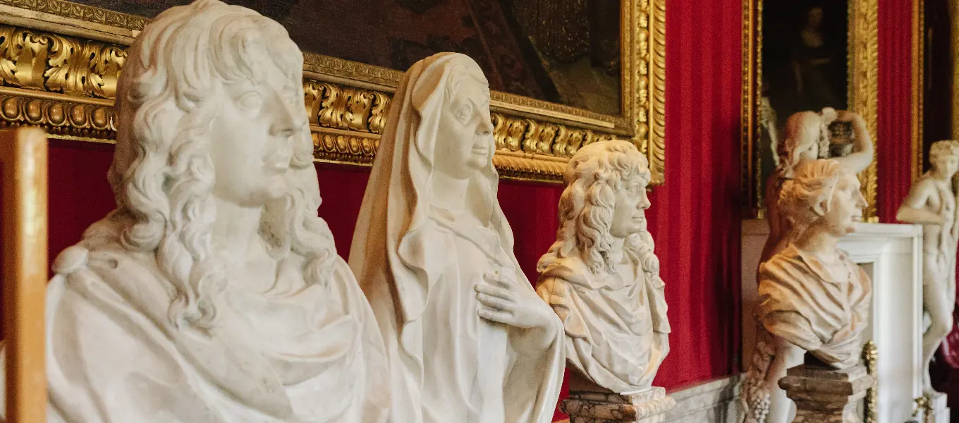 Blank expressions of the Latham sculptures up close